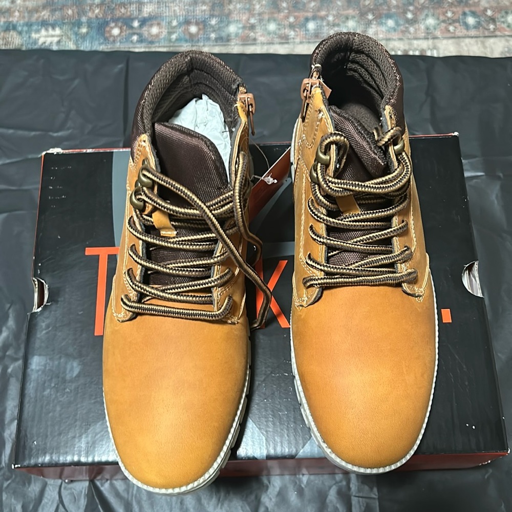 NEW Boys Deer Stags boots 4M